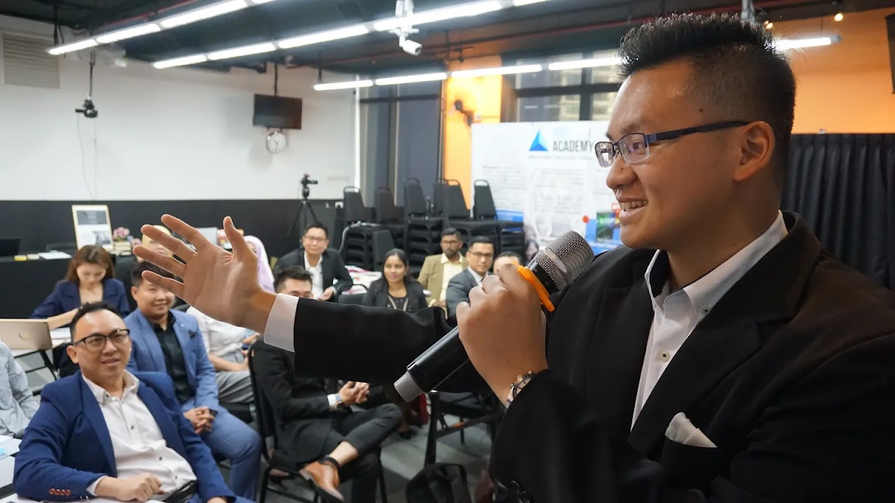 Henry Lee sharing at industry event